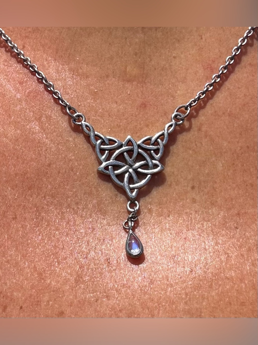 Peter Stone 925 Silver Celtic Triquetra Moonstone Necklace Adjustable 15.5-17.5”